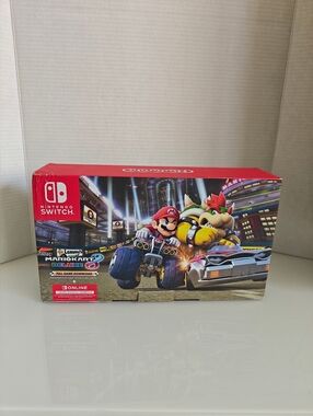 NINTENDO SWITCH BUNDLE (NO MARIO CART)